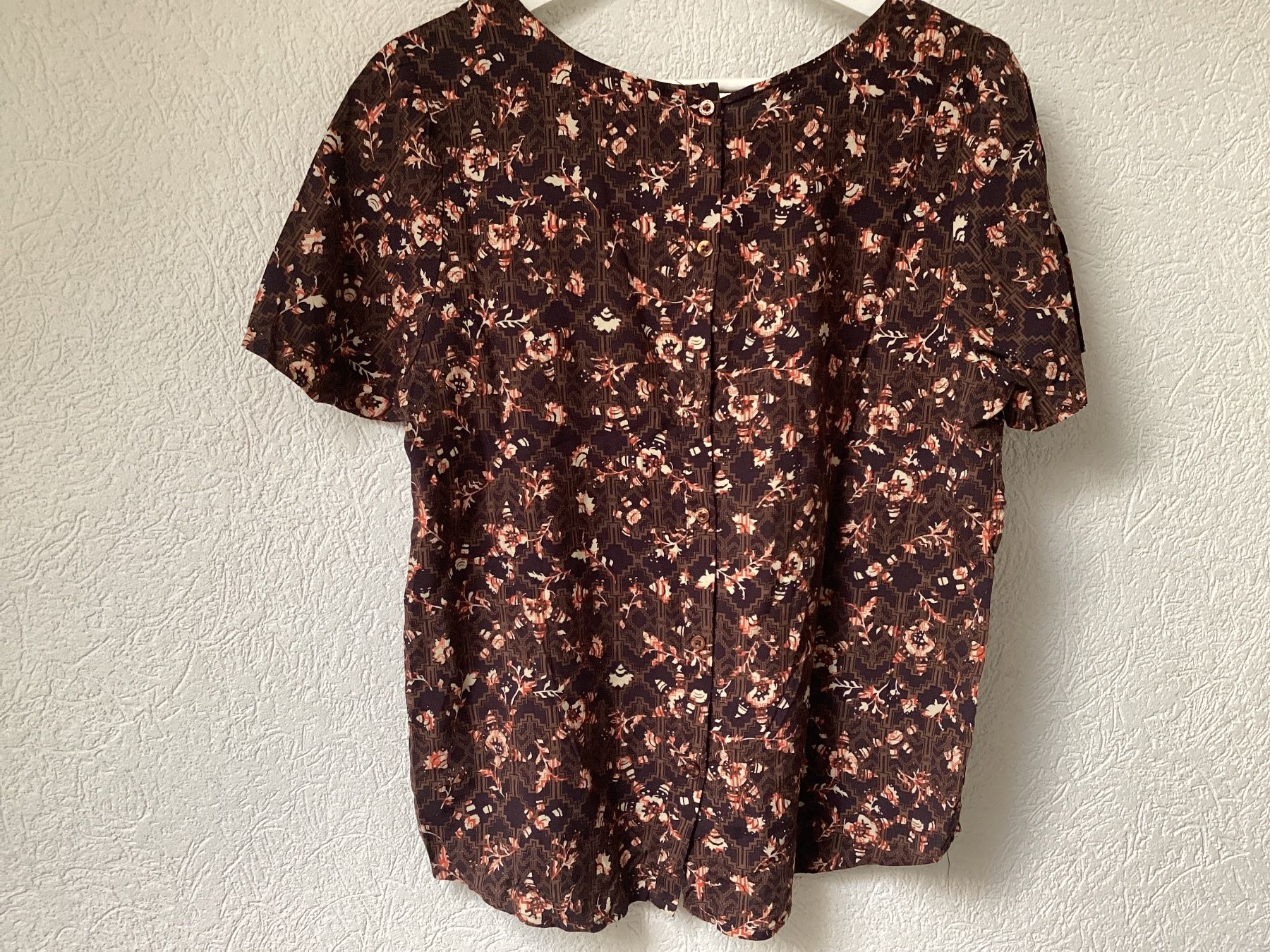 Camicette: BROADWAY Bluse Gr. S Knöpfe Rücken – Usato da Homberg b. Thun venduto da Homata 2