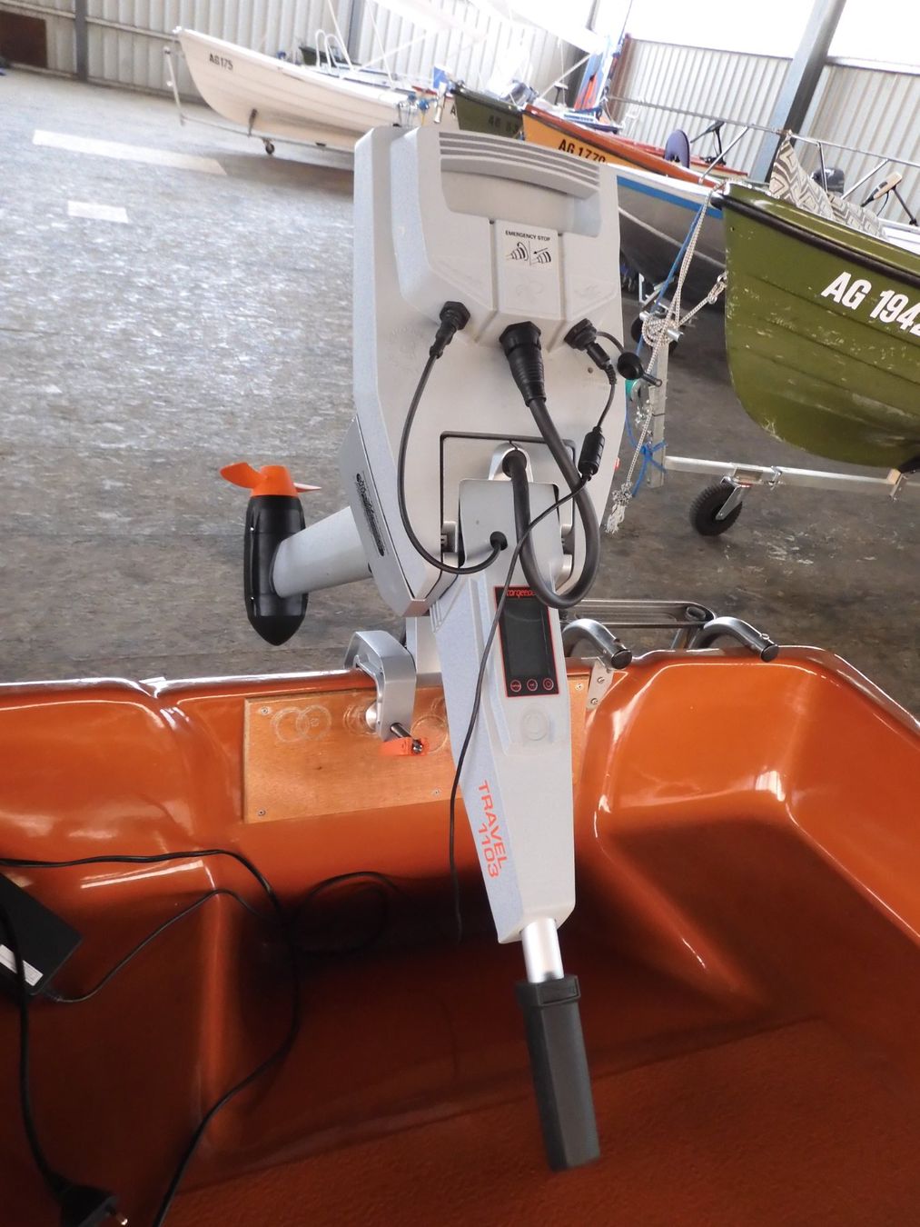 Barche: WAR Ruderboot mit Torqeedo Motor gebraucht – Usato da Beinwil am See venduto da Kmlkml 2
