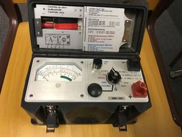 Militär Elektro Messgerät T-02