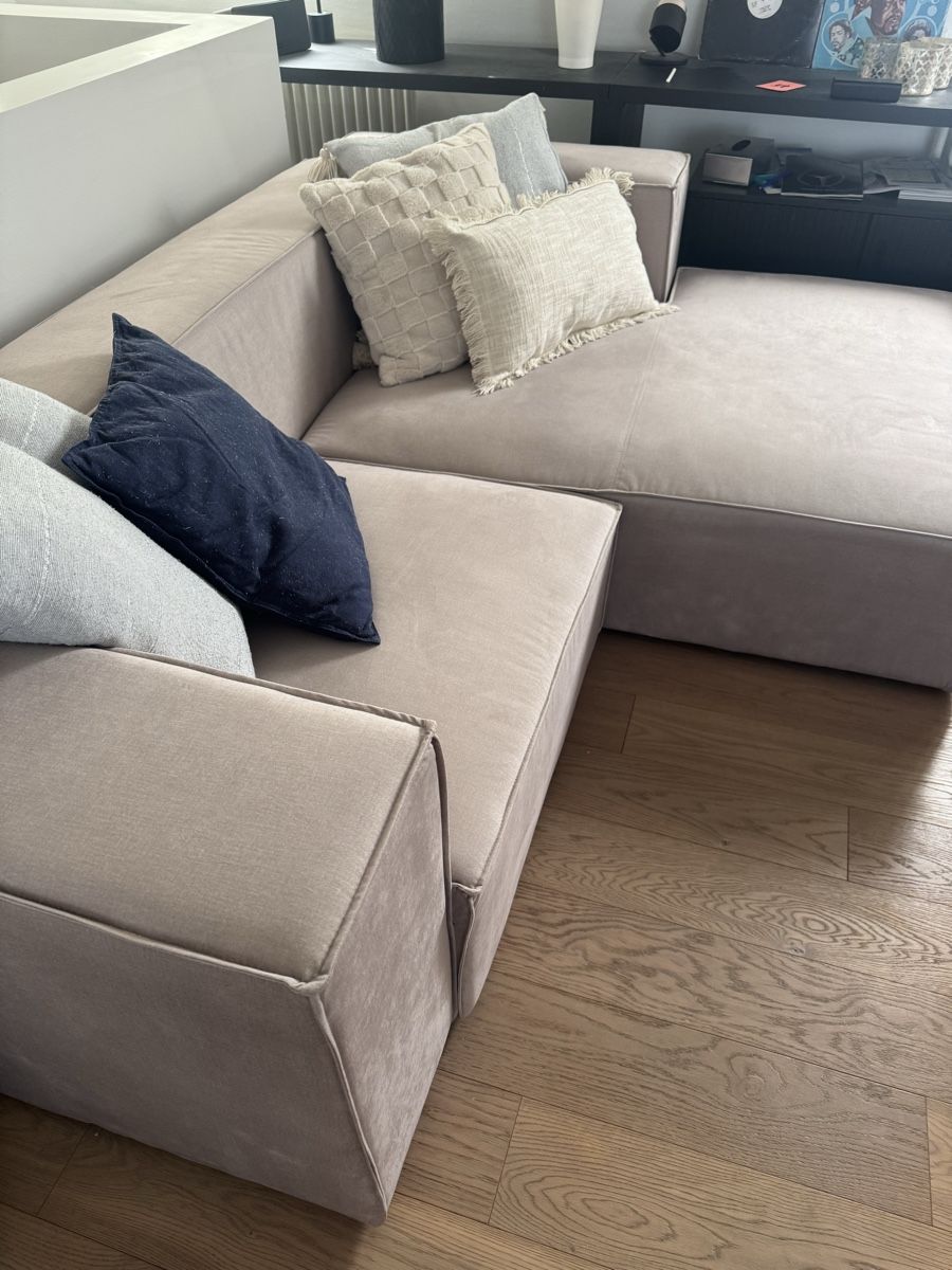 Divani: 2 Sitzer Ecksofa, beige, so gut wie neu – Nuovo (secondo la descrizione) da Zürich venduto da gio_6qm5 4