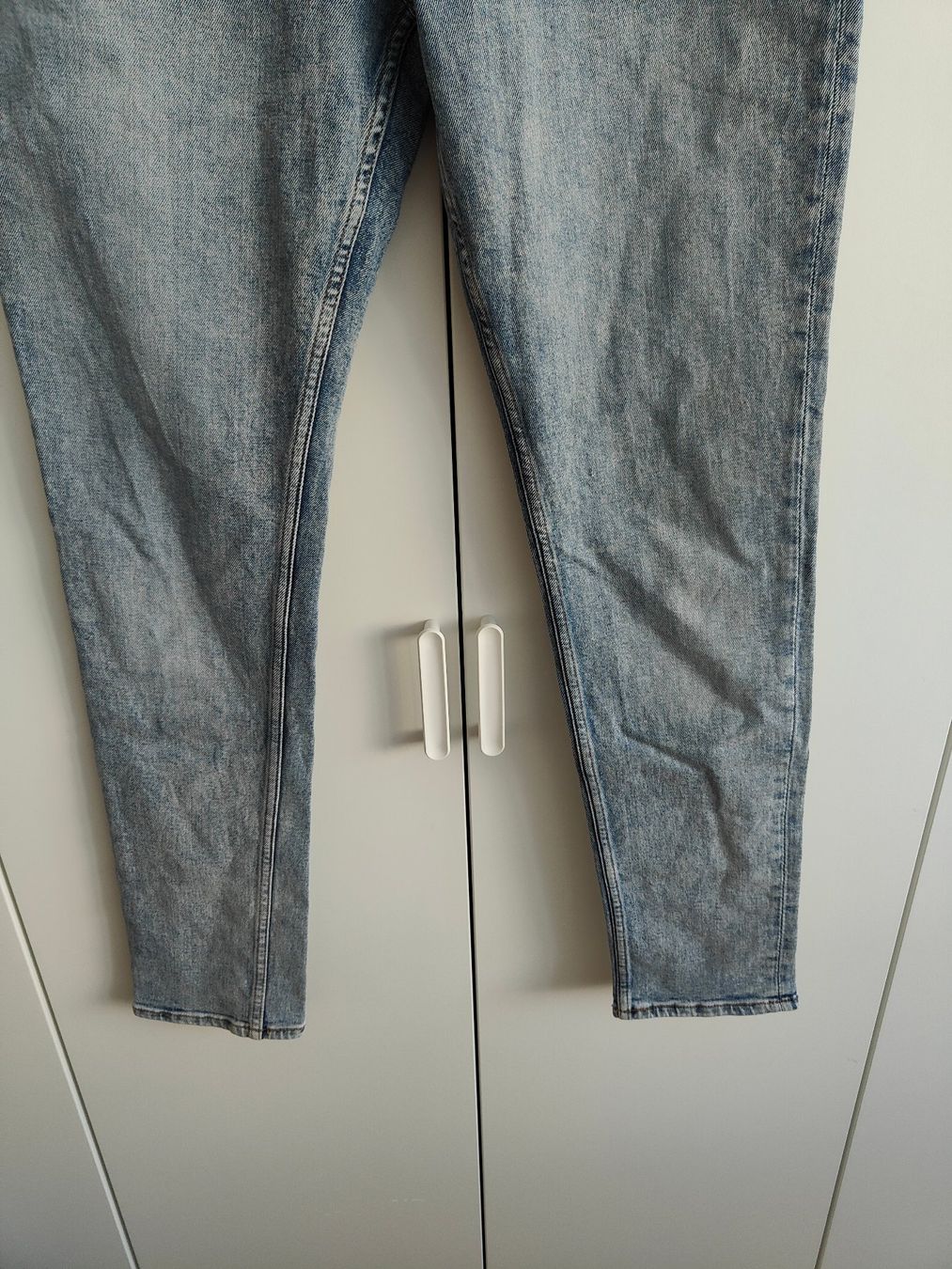 H&M Jeans: Skinny Fit Jeans - Grösse 32 – Usato da Rickenbach b. Wil venduto da Kth_v8 1