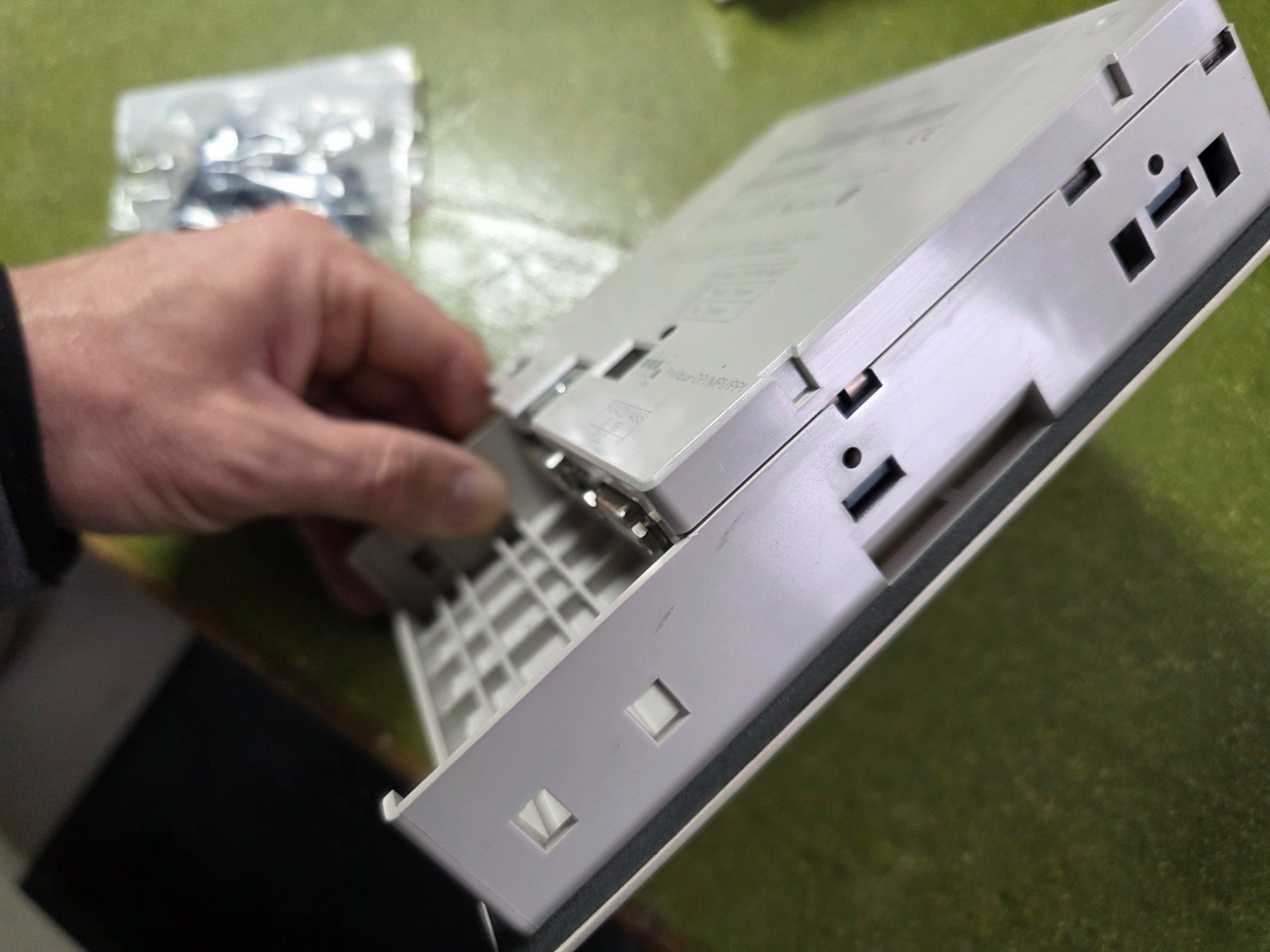 Siemens Elektronikbauteile: Siemens Simatic OP7-DP Panel Display – Gebraucht aus Staufen von Perskin 2
