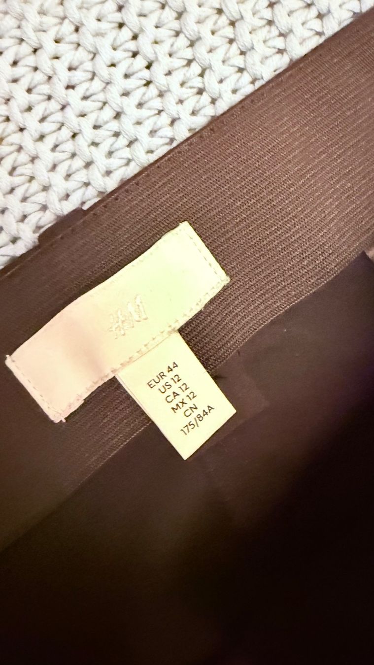 Pantaloni: • Elegante Hose • – Usato da Basel venduto da mendoza13 1