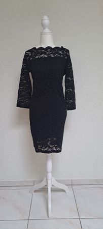 Schönes schwarzes Spitzenkleid Gr. M/L NEU