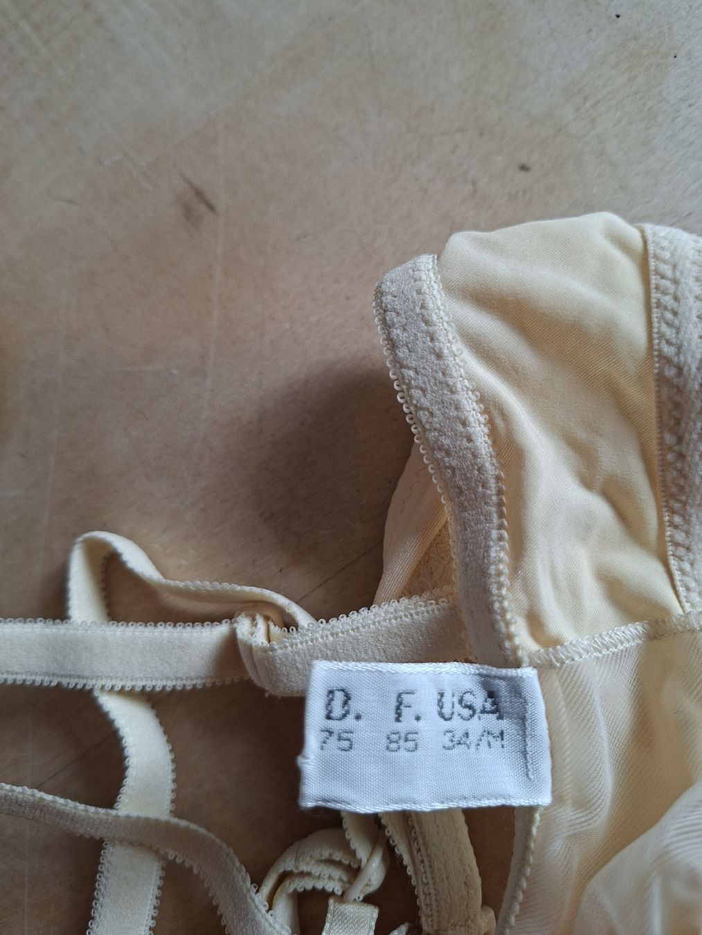 La Perla Autres dessous: La Perla BH gelb Grösse 2  – Neuf (Voir description) à Wolfhalden par Irma-s-best 4