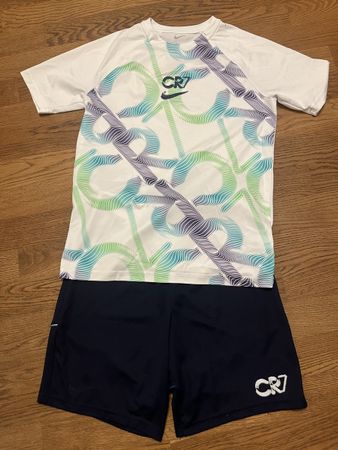 Nike CR7 Trikot Shorts Set Grösse XL 158-170cm