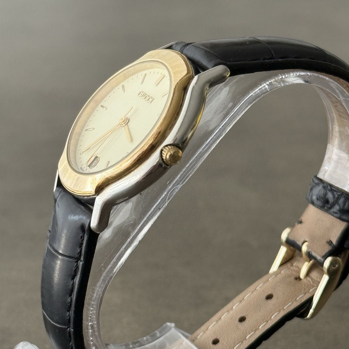 Gucci Orologi: Gucci 8000 - 18K vergoldeter Lünette  – Usato da Villmergen venduto da Swiss2011 8