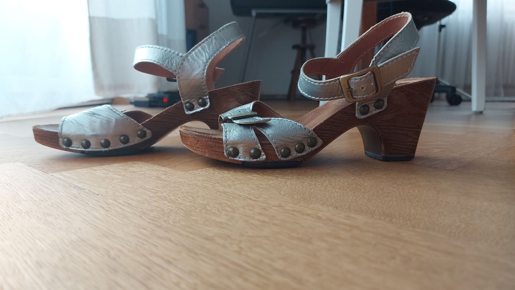 Damenschuhe: Vintage Karston Sandales style Sabots – Gebraucht aus Sion von aud_7pxl 3