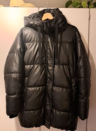 Winterjacke schwarz Grösse S