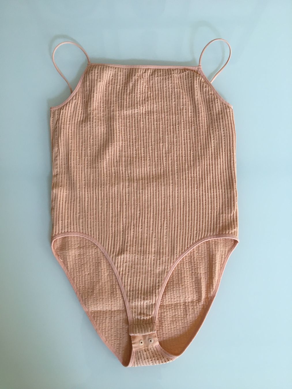 Mango Tops: Body MANGO donna rosa salmone a coste – Gebraucht aus Bellinzona von Sveva-Style-Hunter 5