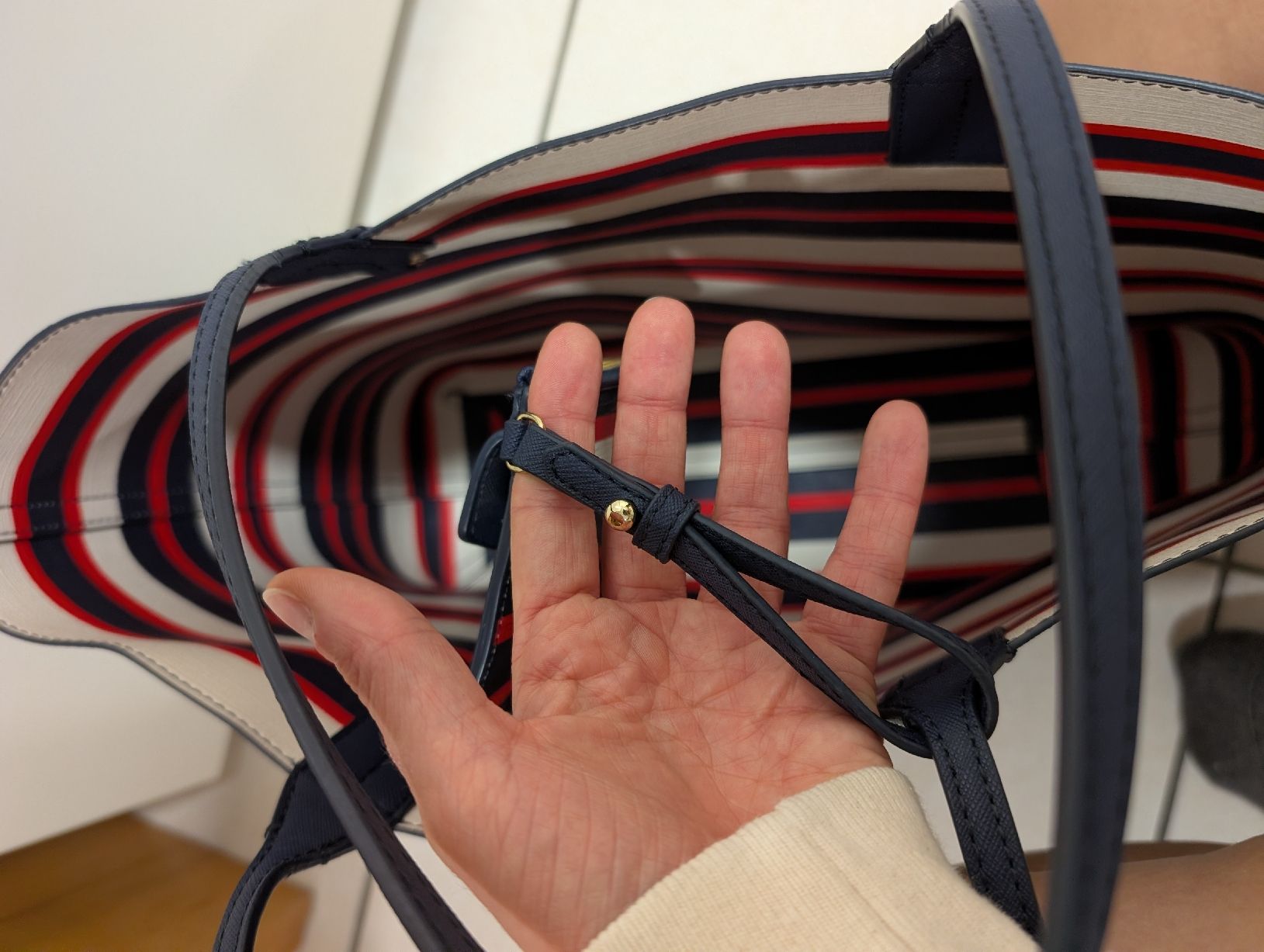 Tommy Hilfiger Borse da donna: Borsa Tommy Hilfiger reversibile – Usato da S. Pietro venduto da van_2826 7