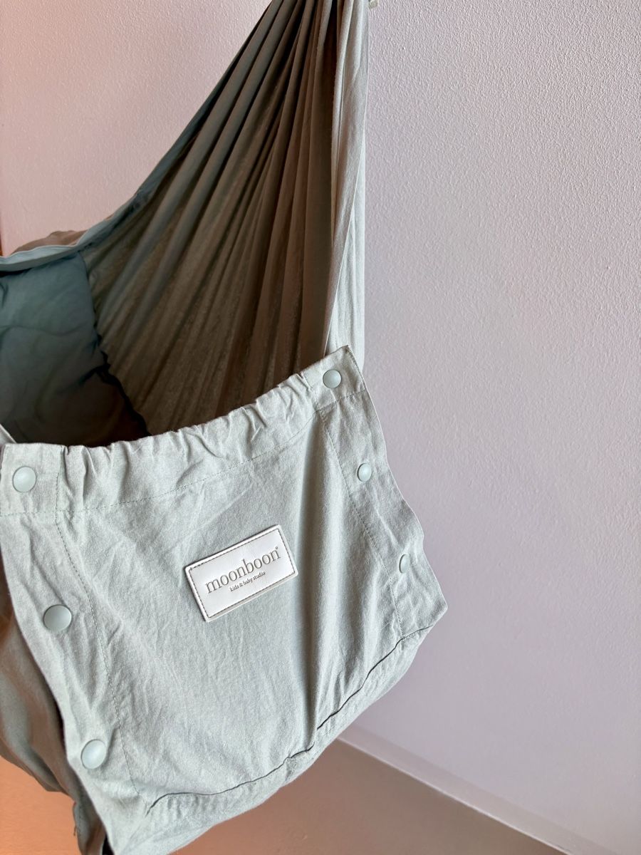 Moonboon Sdraiette & Sdraiette a dondolo: Moonboon Federwiege mit Motor Connect Basic in Seagrass – Usato da Silvaplana venduto da nad_9l9w 2