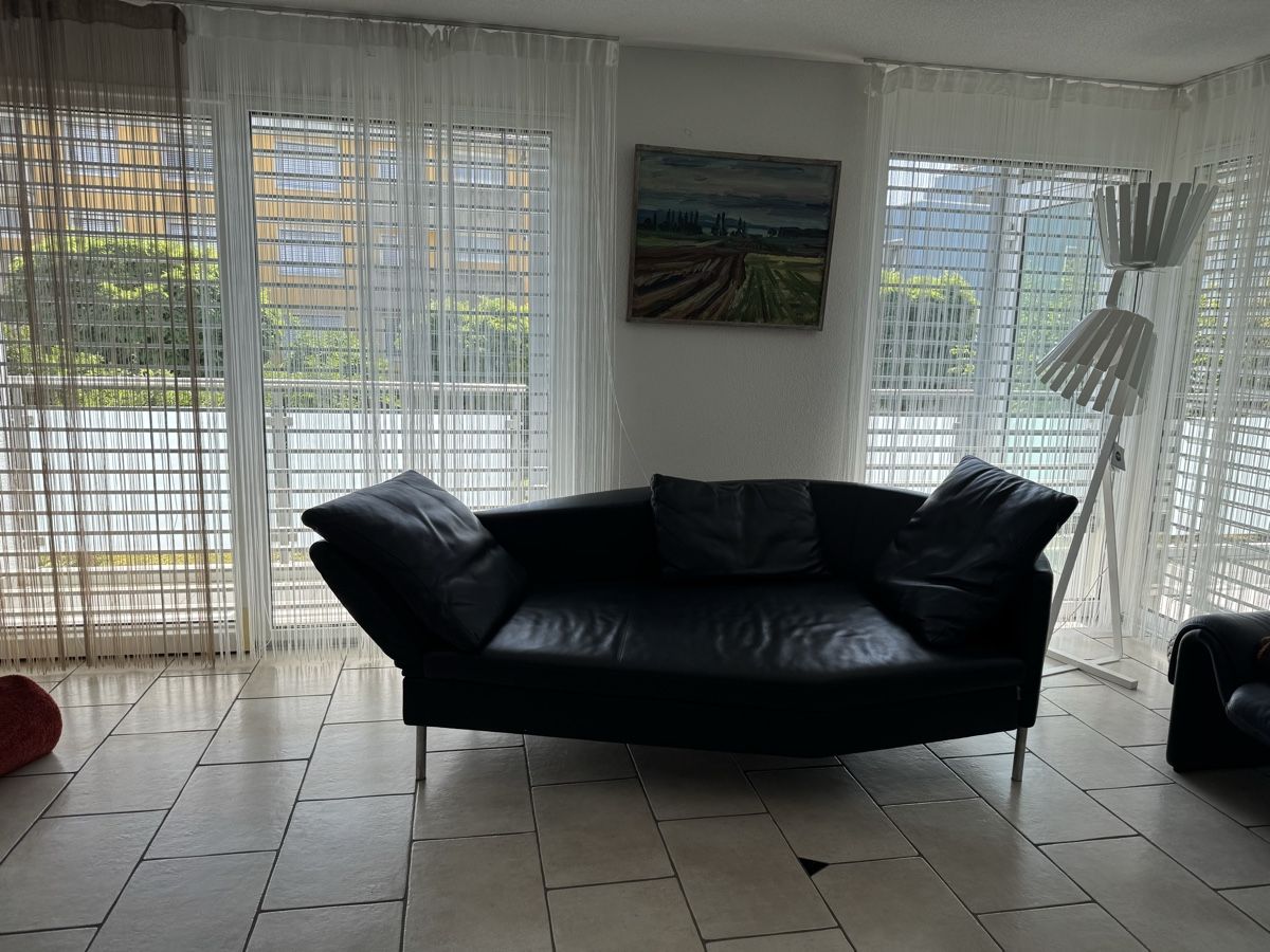 Pfister Sofas: Dreipunkt - Ledersofa, 3-Sitzer – Gebraucht aus Bern von Matsap95