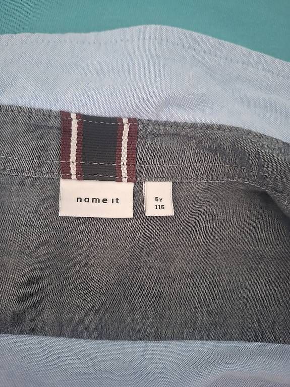 Chemises, T-shirts & Polos: Hemd Junge Langarm Grösse 116 – D'occasion à Grenchen par gerrard10 1