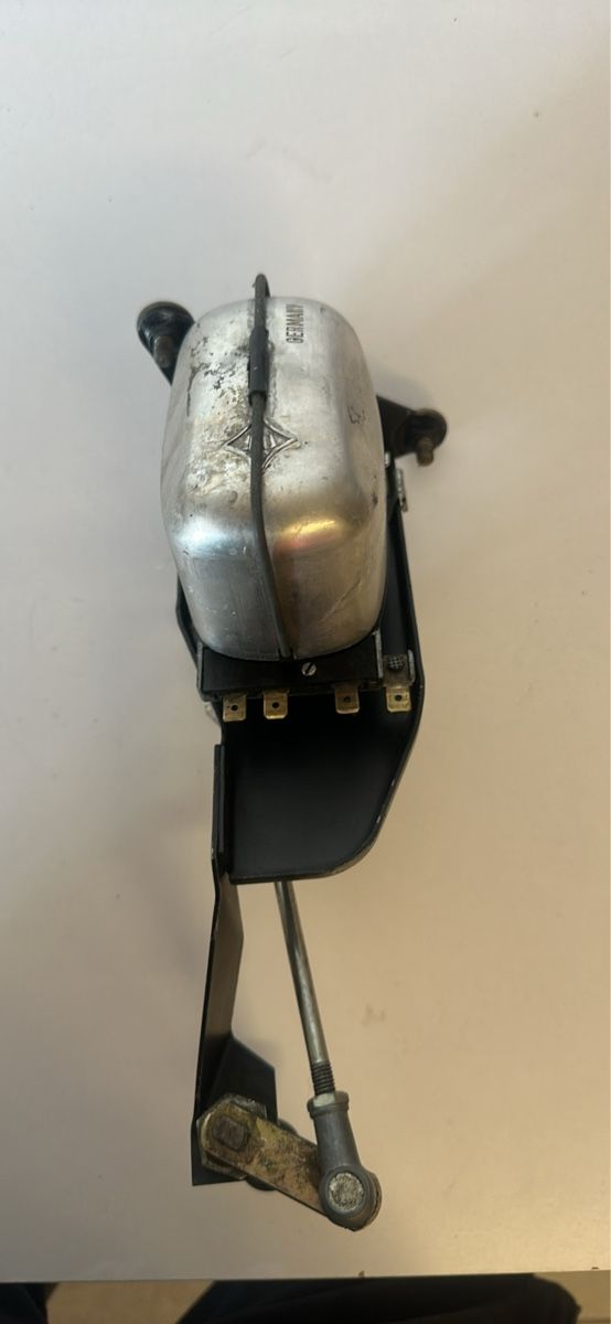 Porsche Alle Autoersatzteile: Porsche 911 Wischermotor inkl.Halter – Gebraucht aus Zürich von jackwro 3
