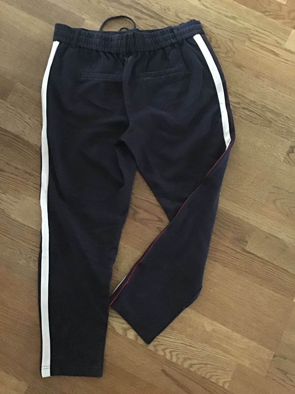 Only Pantaloni: Hose "Only" Gr. L/32... – Usato da Uetendorf venduto da Koh0 2