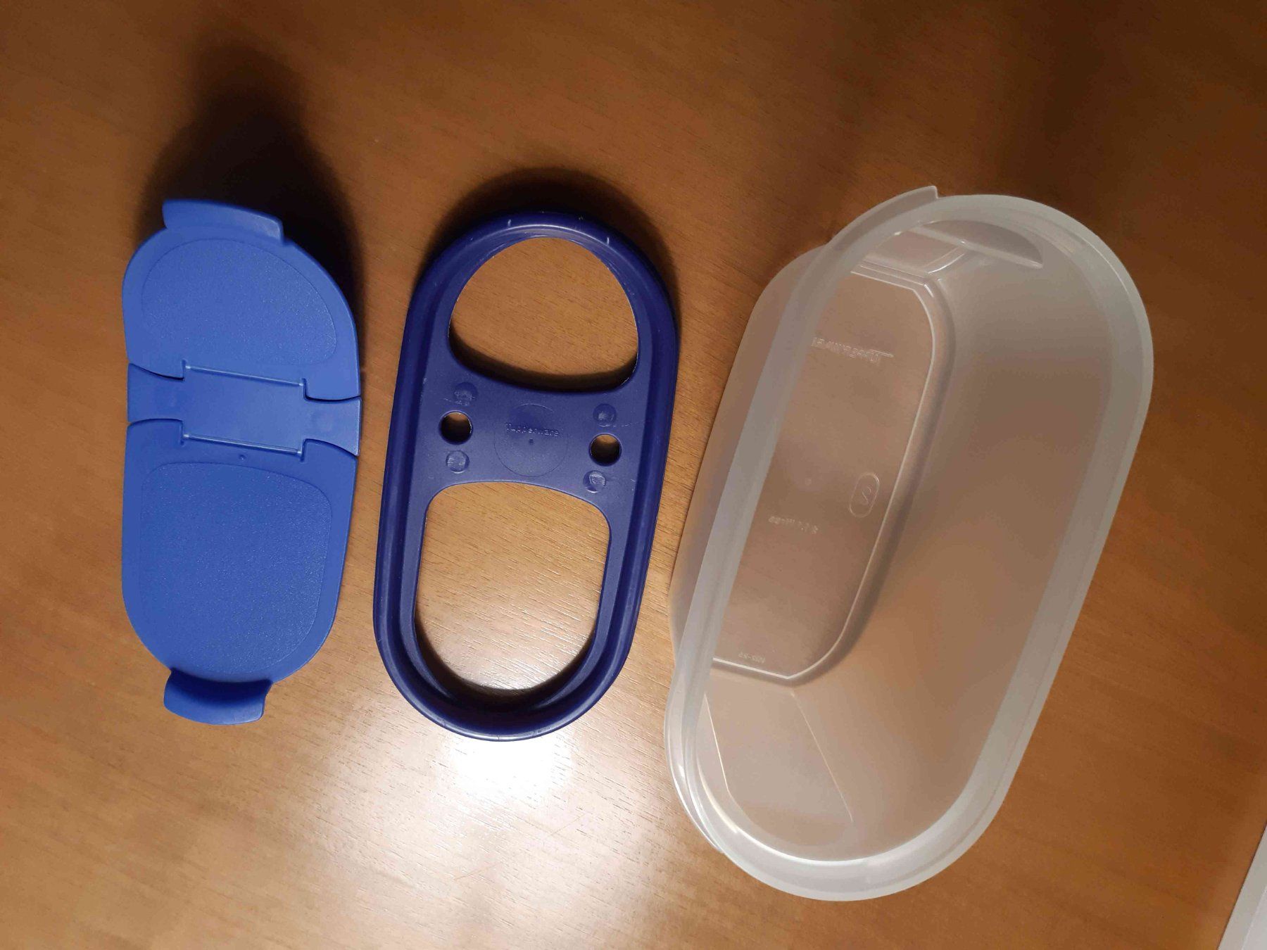 Tupperware Behälter & Ähnliches: Tupperware Vorratsdose blau transparent – Gebraucht aus Windisch von Re_ 3