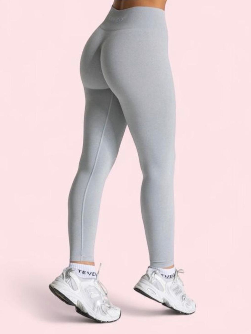 Teveo Leggings: Teveo timeless pro leggins in light grey – D'occasion à Otelfingen par houseofstae