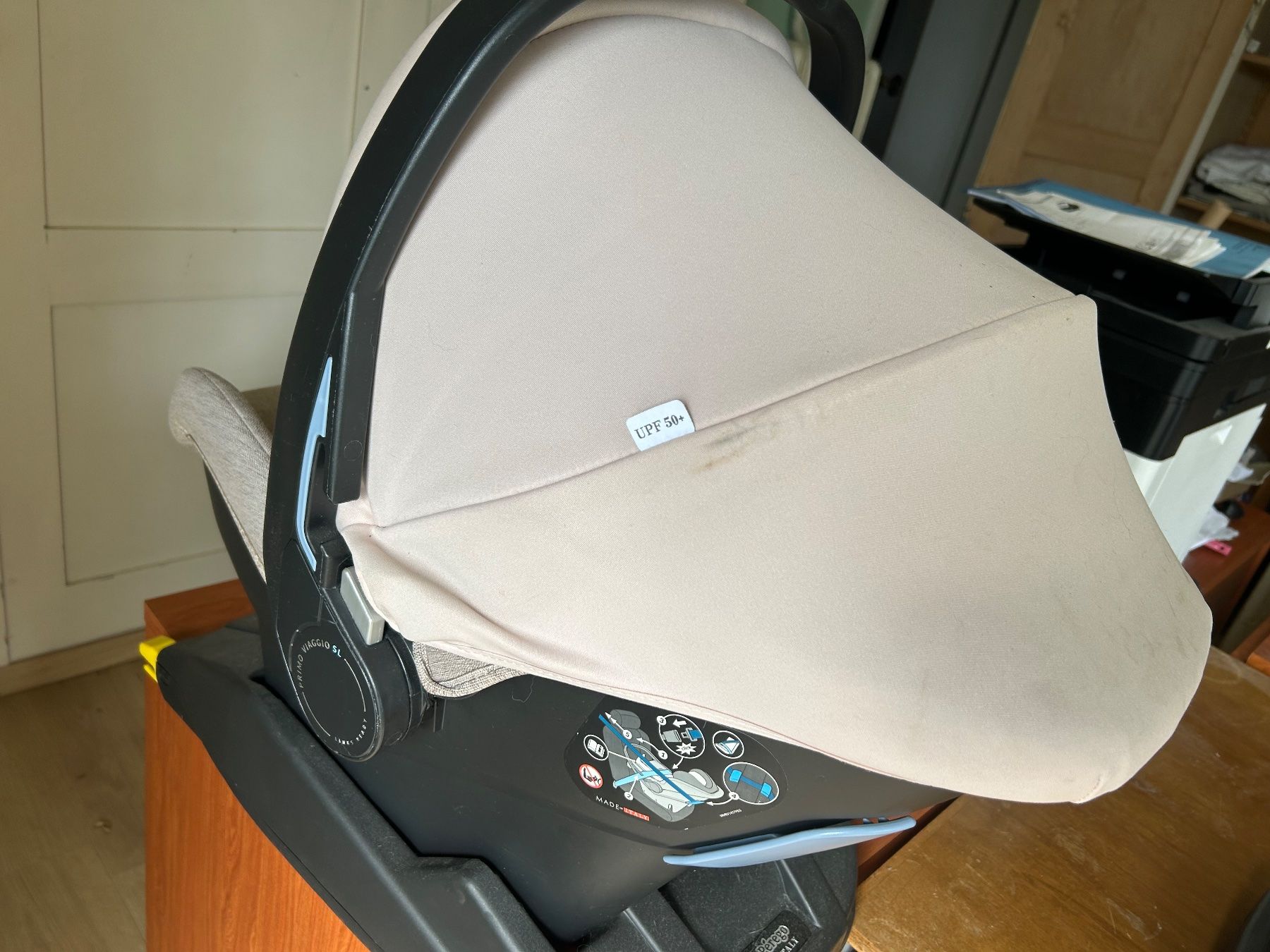 Peg Perego Seggiolini per auto: Babyschale mit 3 Isofix Stationen, unfallfrei – Usato da Solothurn venduto da susibusi11 6