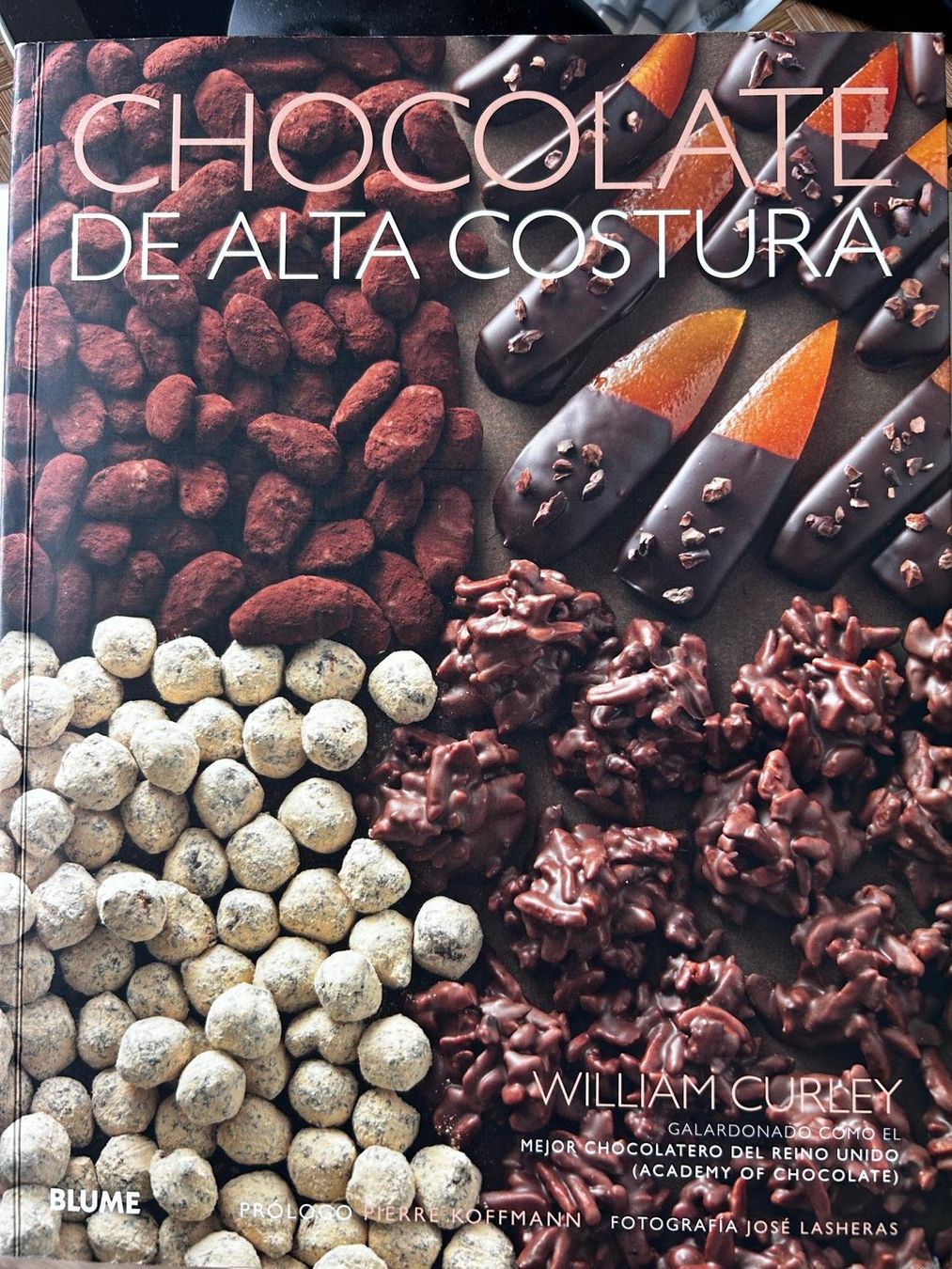 Libri: Chocolate de alta costura Backbuch William Curley – Usato da Bern venduto da arwori