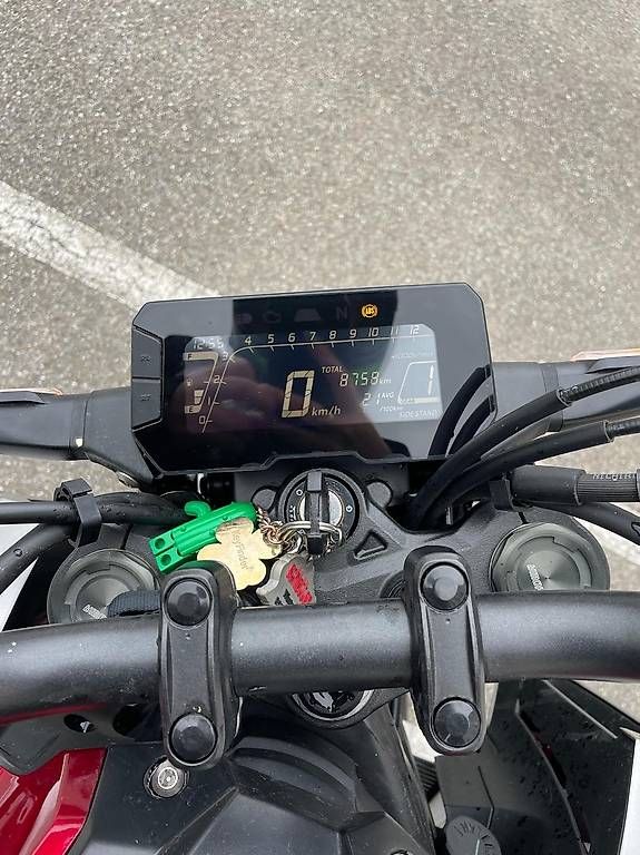 Strada: Honda CB125R – Usato da Gontenschwil venduto da itanet_solargarten 1
