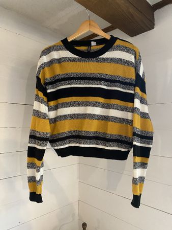 Stripped sweater 
