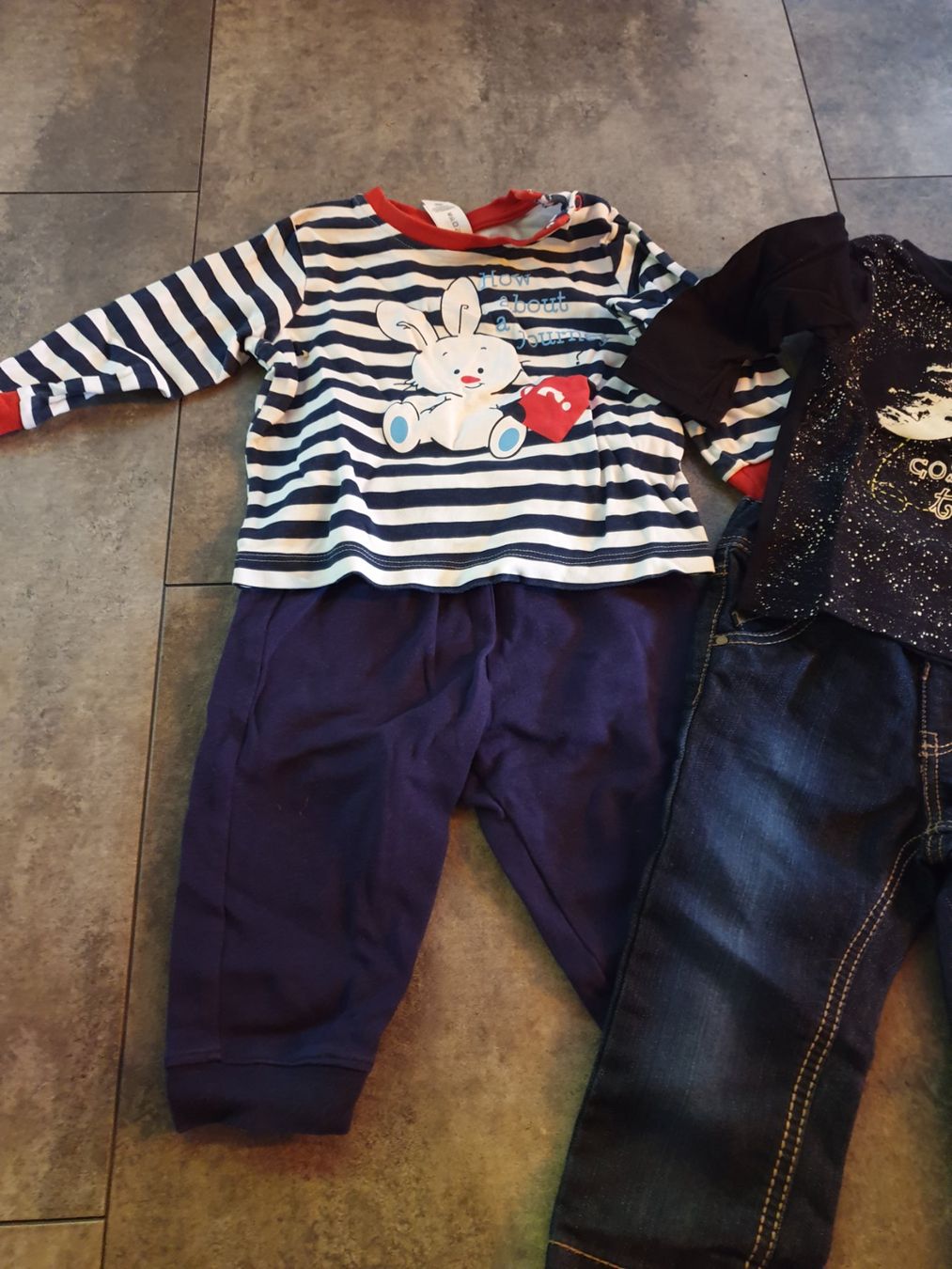 Lotti & Set di vestiti: Kleiderpaket grösse 80 – Nuovo (secondo la descrizione) da Reutigen venduto da Easy0807 1
