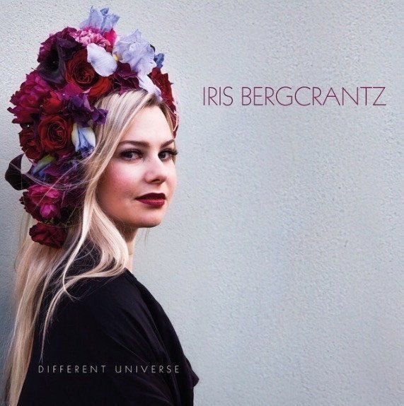 CD: Iris & Anders Bergcrantz, Anna Laurin - Different Universe – Usato da Unterbäch venduto da yohanson