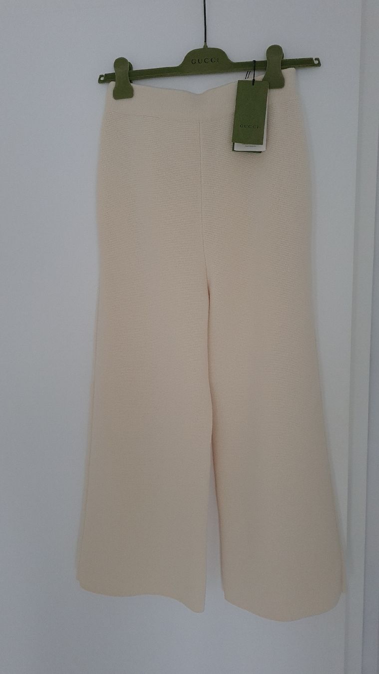 Gucci Pantalons: Pantalon Gucci en laine – Neuf avec emballage d'origine à Corcelles NE par Giorgio42