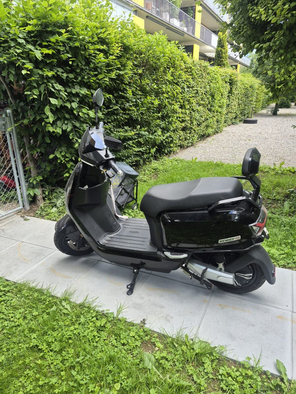 Veicoli elettrici: Sunra Robo S 80km/h Elektro Roller – Usato da St. Gallen venduto da hanschpi 4
