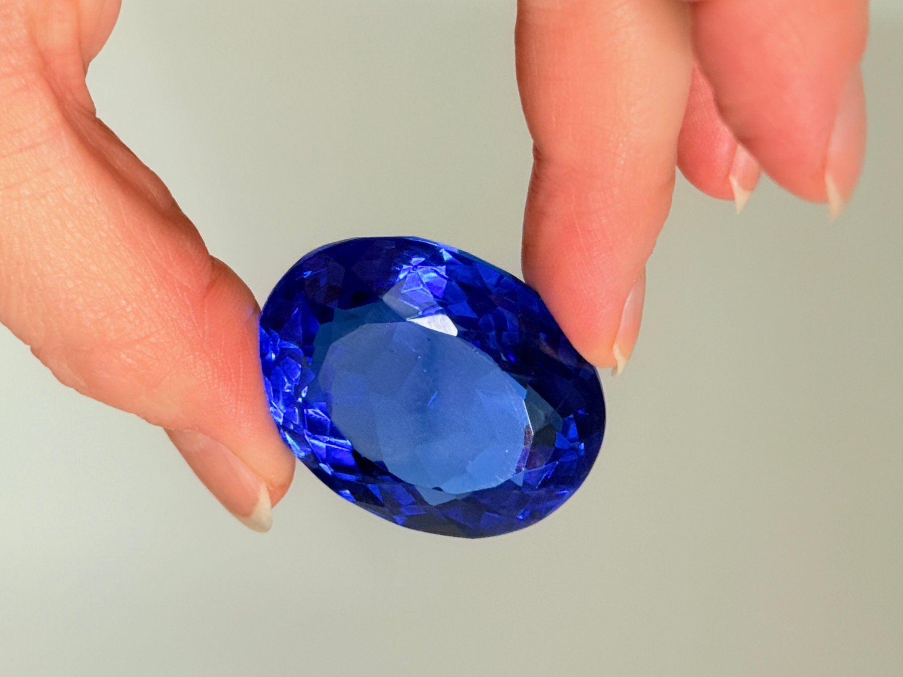 Pietre preziose: 132.55 Ct Oval Cut Loose Gemstone – Nuovo e nell'imballaggio originale da Genève venduto da AWWA 5