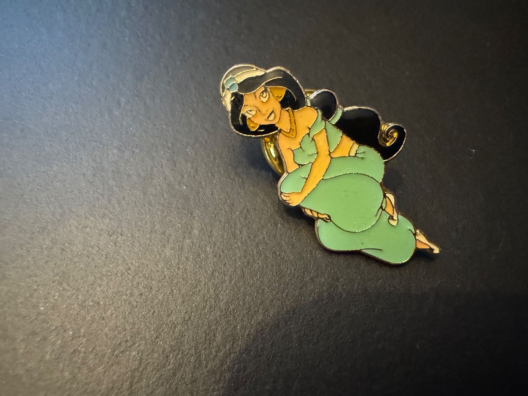 Placchette & Badge: Pin Auktion – Usato da Galgenen venduto da rub_f6kh