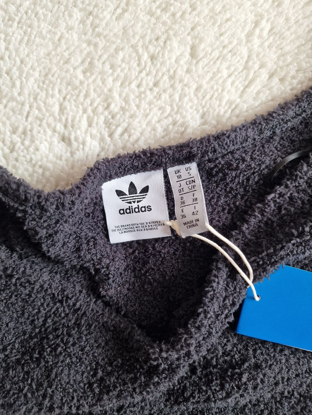 Adidas Lots de vêtements: Ensemble Adidas neuf  – Neuf avec emballage d'origine à Yverdon-les-Bains par Ed9lude 1