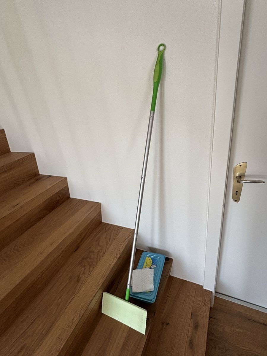 Swiffer Altro in Apparecchi per la pulizia: Swiffer Bodenwischer – Usato da Fislisbach venduto da Superluigi16