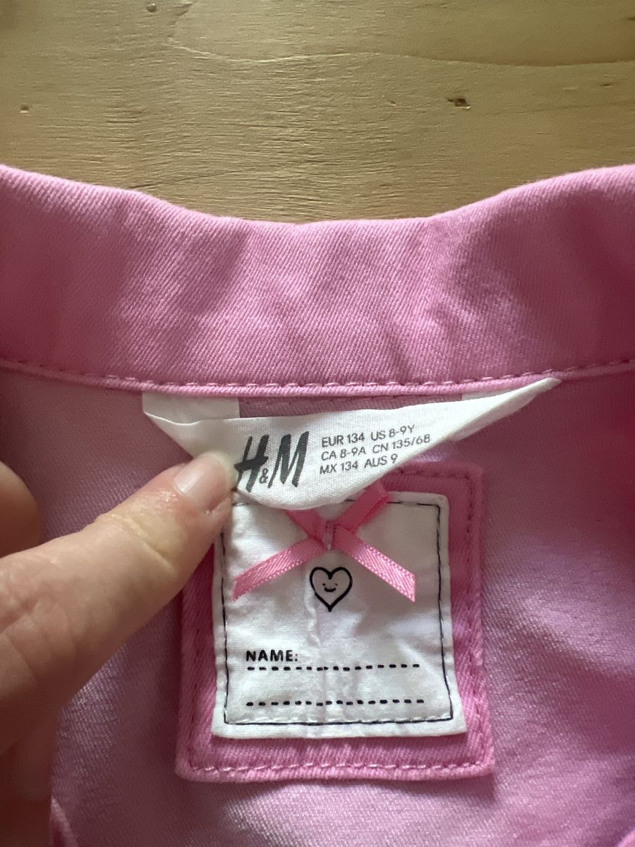H&M Jacken & Mäntel: Jeansjacke in Grösse 134 – Gebraucht aus Allschwil von Fabienne0124 2