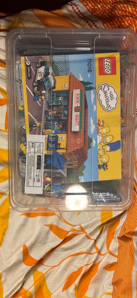 Lego Kit di costruzioni: 10352 Simpson – Usato da Saillon venduto da Borisduff
