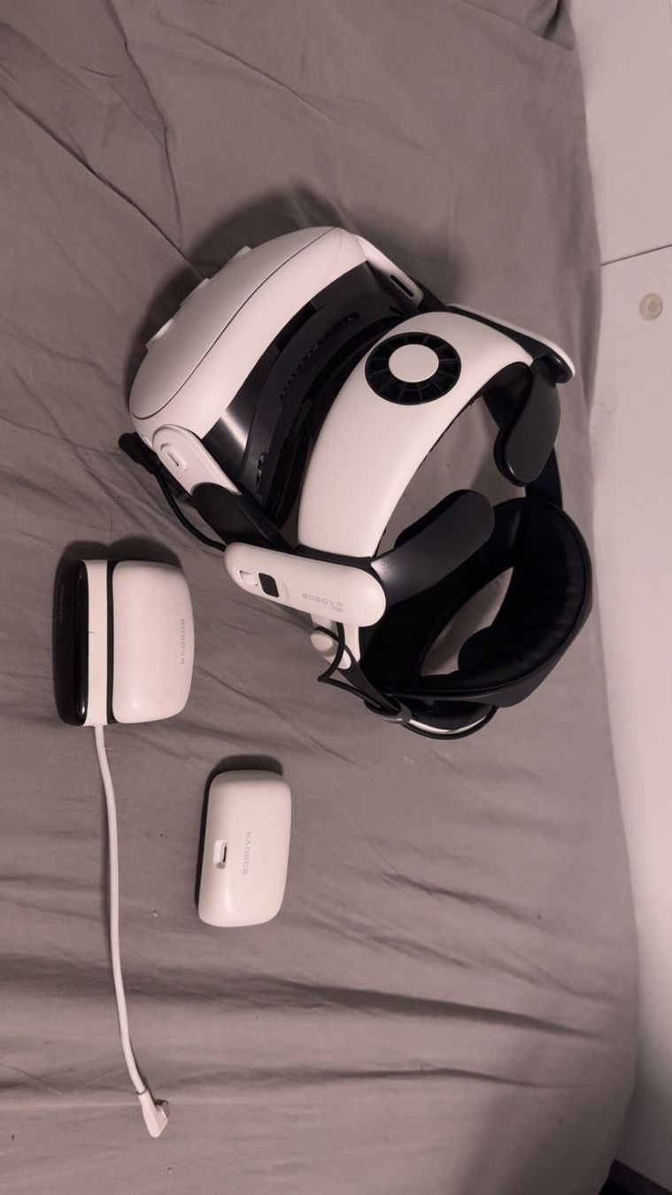 Meta VR Brille: Mets quest 3 – Neu und originalverpackt aus Grandvaux von oli_758f 8