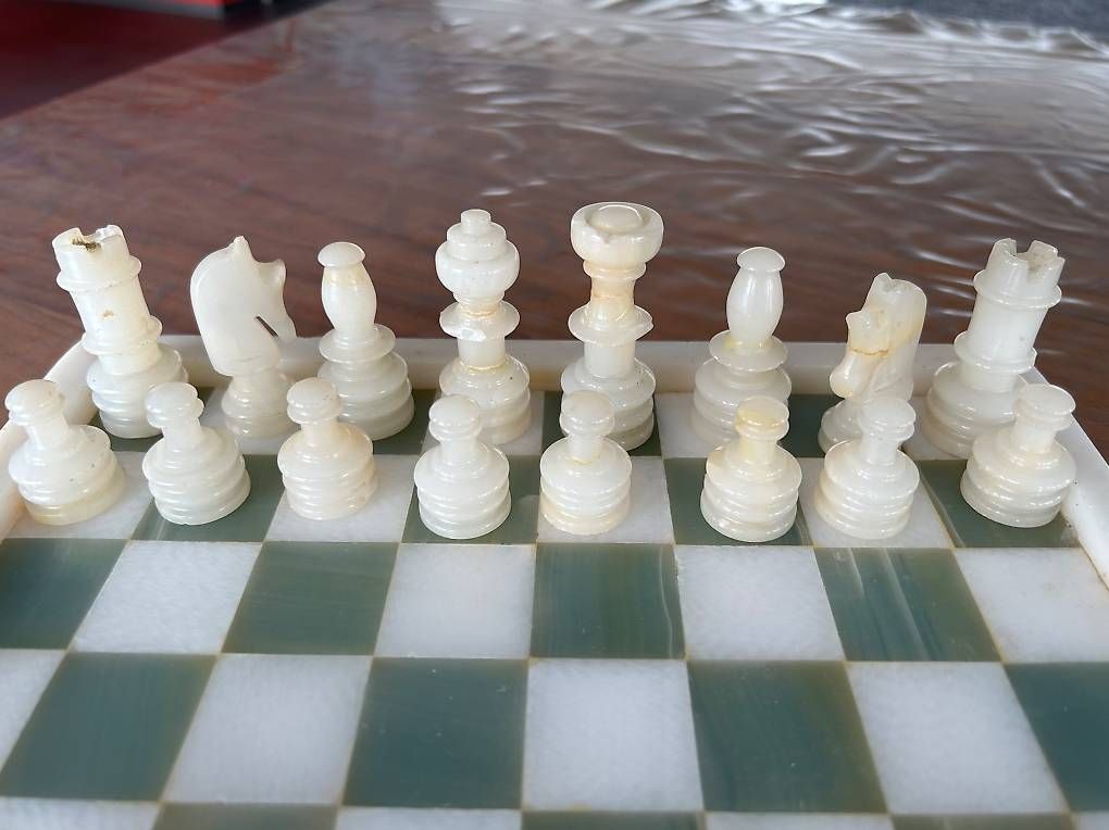 Giochi:  Edles Schachspiel – Usato da Zug venduto da HelenOL 1