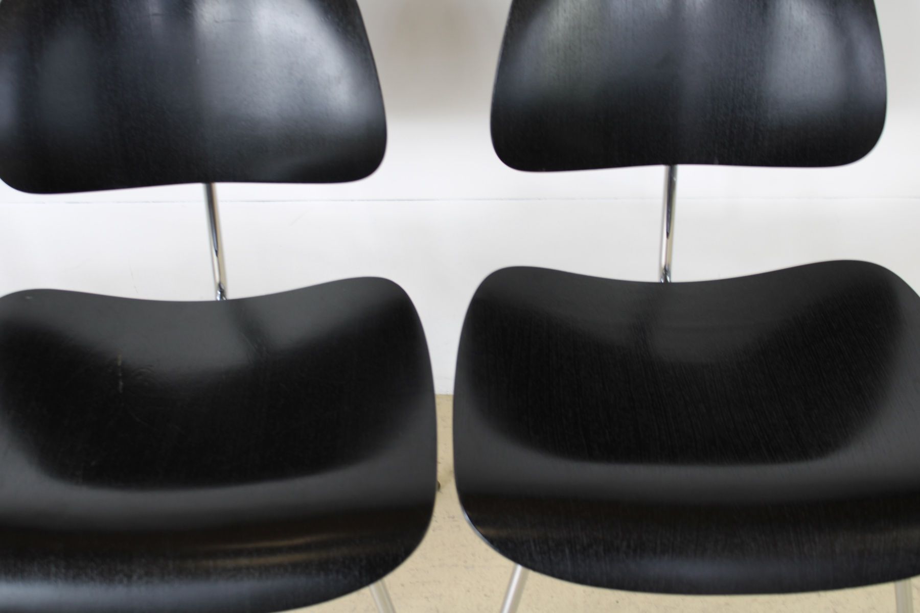 Vitra Sedie: Vitra DCM Stühle von Eames – Usato da Meinisberg venduto da atelier_TILIJA 6