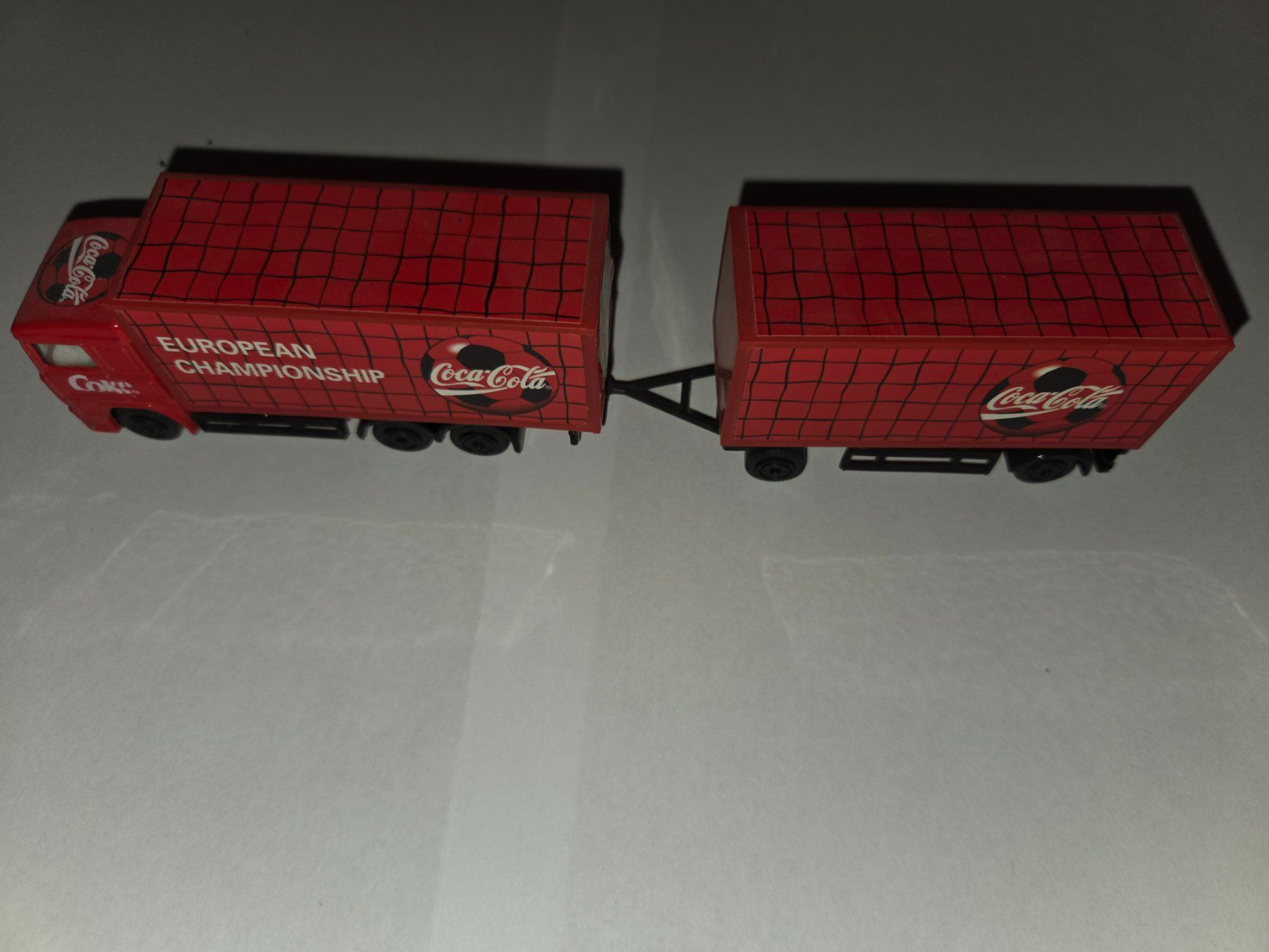 Coca-Cola Modellini d'auto: LKW COCA COLA mit Anhänger – Usato da Klingnau venduto da Eisenbahnhobby