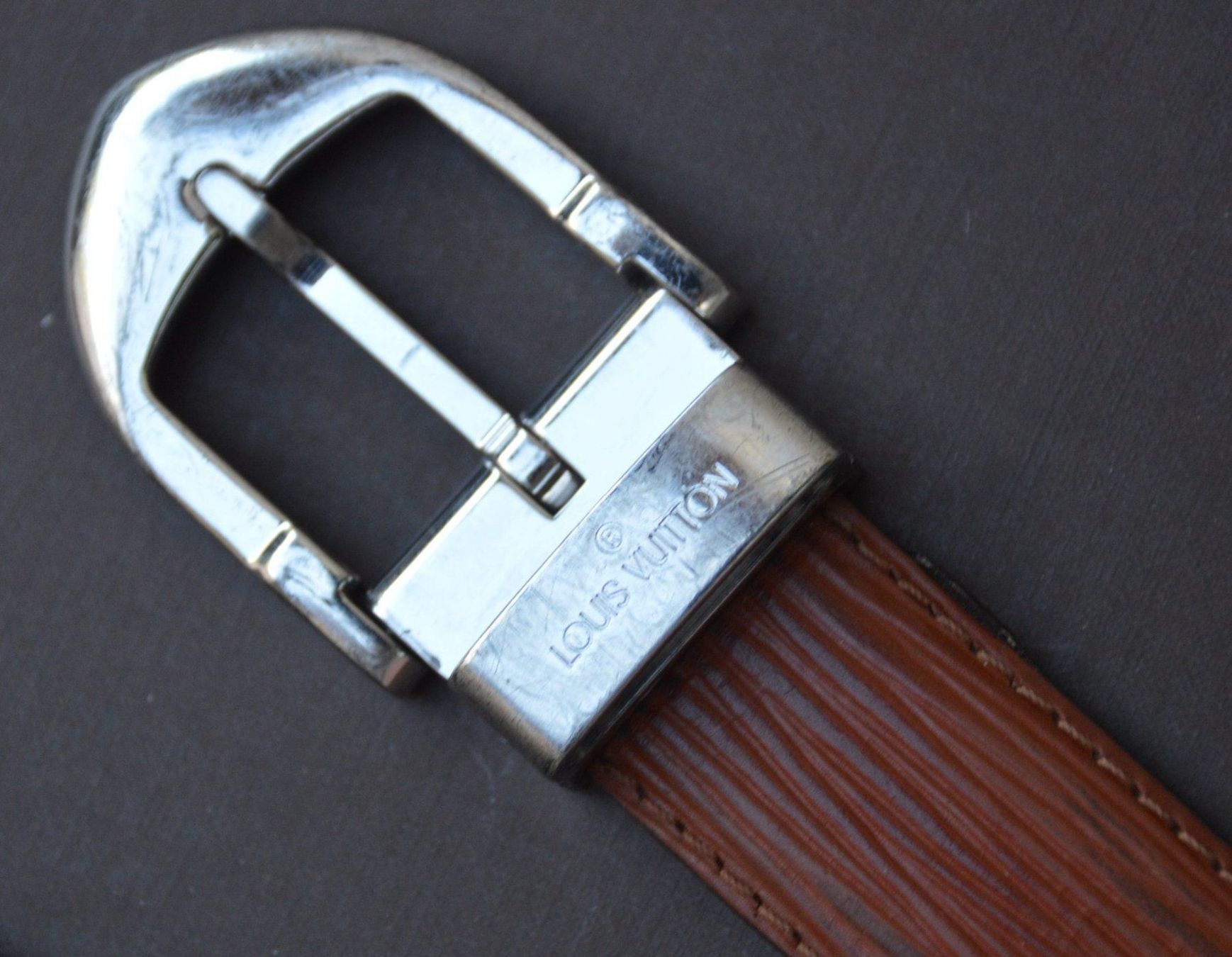 Louis Vuitton Cinture: Gürtel Louis Vuitton Epi – Usato da Collonges venduto da Auganien 2