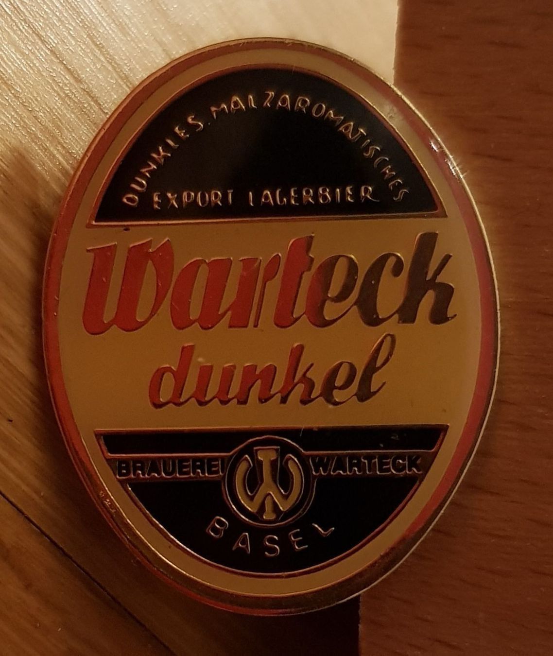Basler Placchette & Badge: Warteck Basel Bier PIN – Usato da Emmenbrücke venduto da Herzog07 4