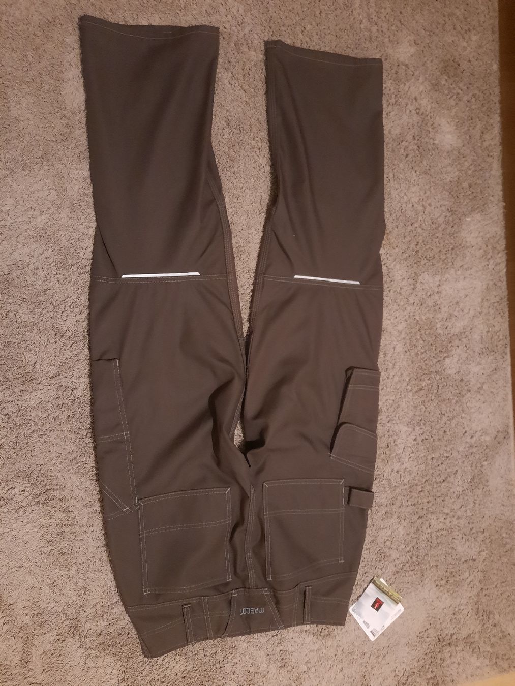 Pantalons: Pantalon de travail Mascot taille 46 – Neuf avec emballage d'origine à Valeyres-sous-Rances par Cor_vintage_7 1