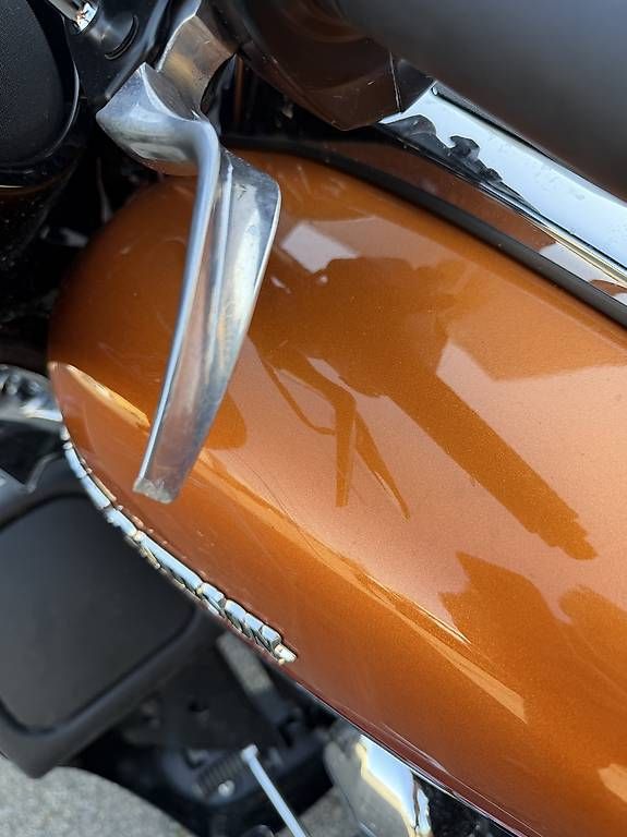 Touring: Harley Davidson FLHTK Electra Glide  – Défectueux à Küssnacht am Rigi par Mayker 2