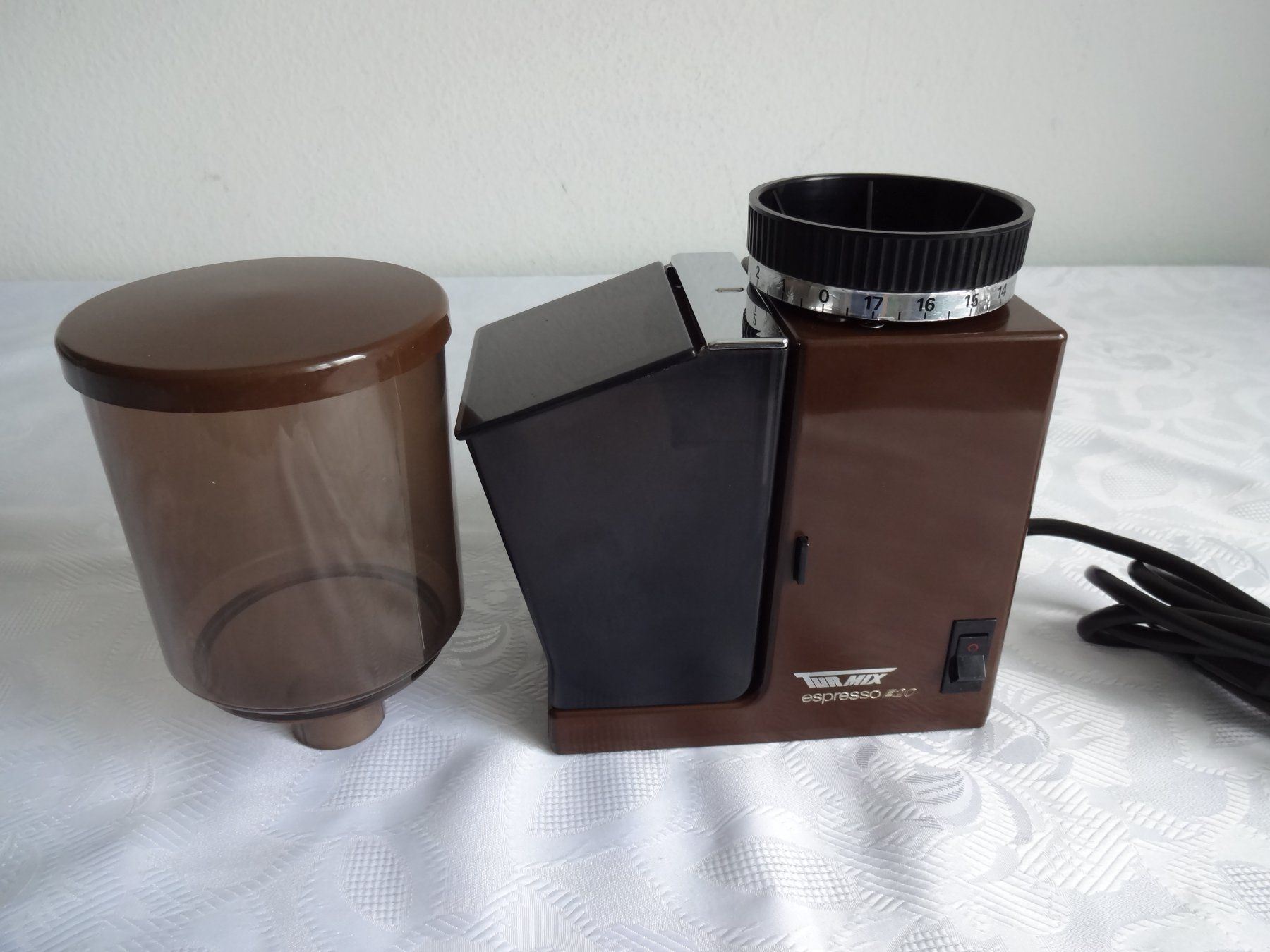 Turmix Macchine per caffè & Macchine per espresso: ELEKT. KAFFEEMÜHLE - TURMIX espresso E20 – Usato da Frauenfeld venduto da rey06 4