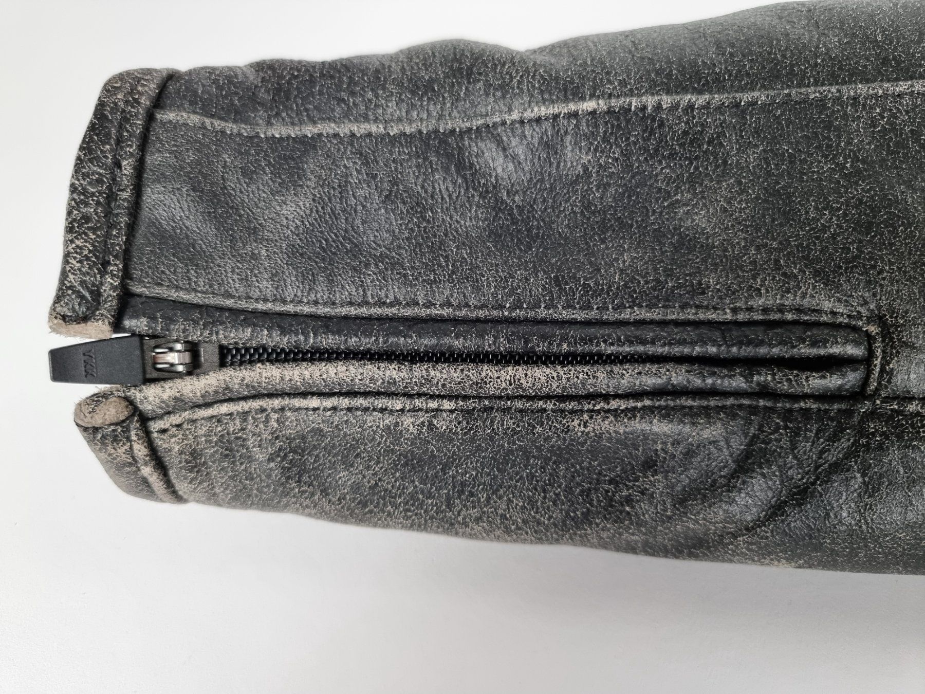 IXS Giacche: iXS Motorrad-Lederjacke – Usato da Urtenen-Schönbühl venduto da Restwert_Schoenbuehl 4