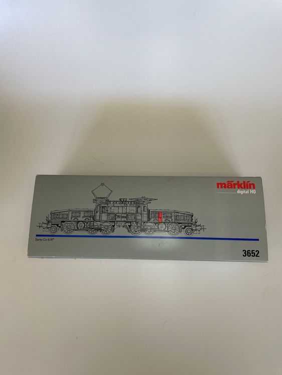 Locomotive Märklin 39563 – Crocodile Ce 6/8 III – Échelle HO – Occasion, état Optimal