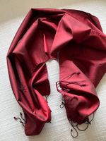 🧣 Écharpe Rouge Vintage 1960 – Élégance Intemporelle 🧣