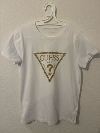 GUESS T-Shirt Weiss mit goldenem Logo