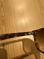 Ray Ban Sonnenbrille mit Etui und Mikrofasertuch